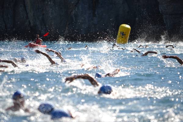 NUOTO: TORNA IL MIGLIO BLU DI PORTOFINO